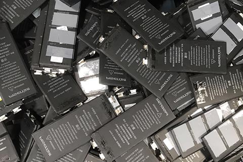 巴彦淖尔太阳能电池硅片回收|正规公司回收叉车蓄电池